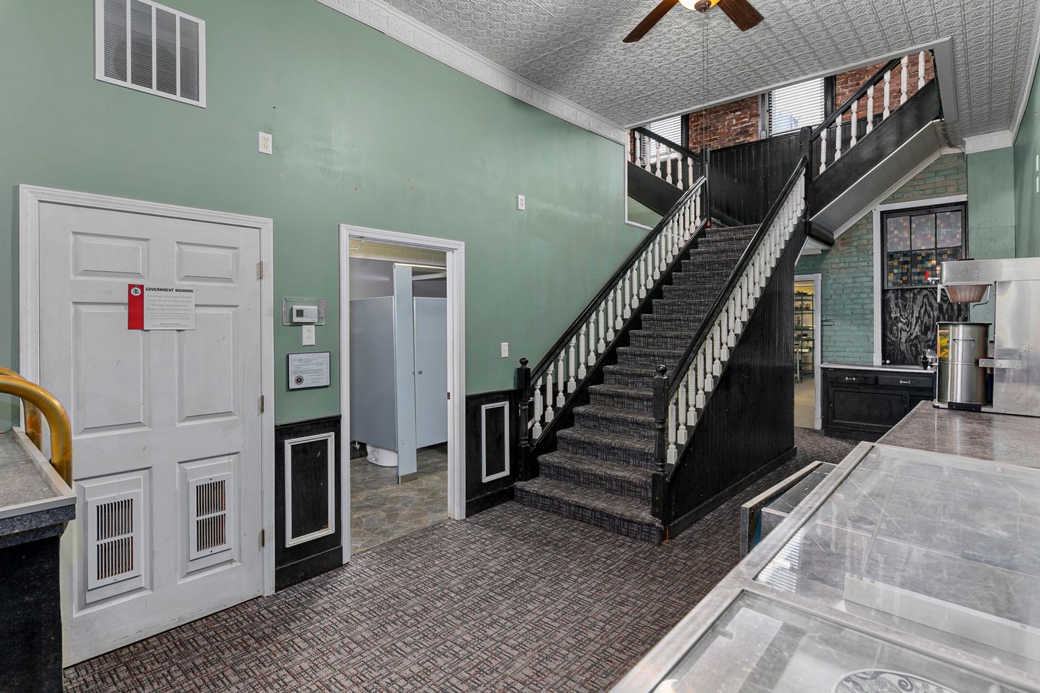 308 N State St, Litchfield, IL 62056